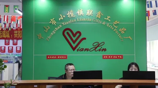 Venda quente coleiras de gato de design bonito durável ajustável coleira de animal de estimação fivela de gato com gravata borboleta