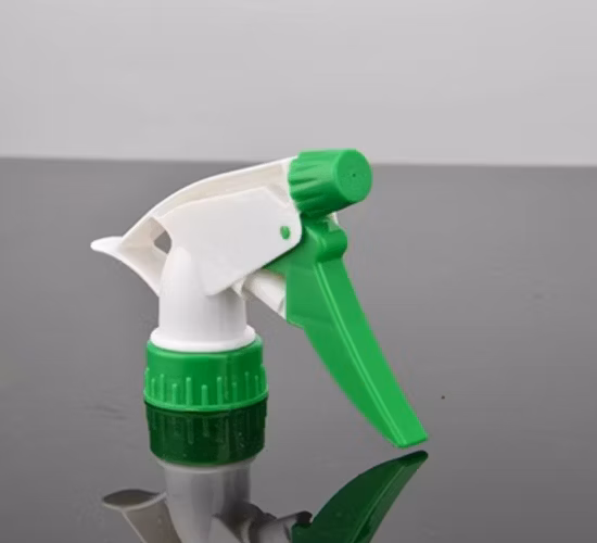 Spray moldado por injeção